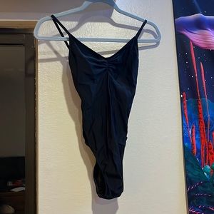 Black Cami Leo 🖤✨ (or bodysuit)